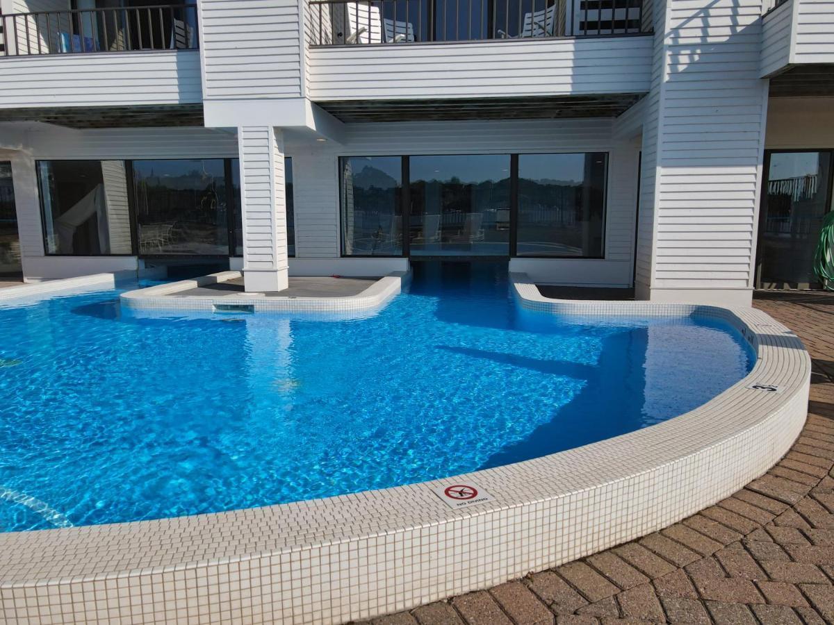 228 Edgewater Inn Charlevoix Εξωτερικό φωτογραφία