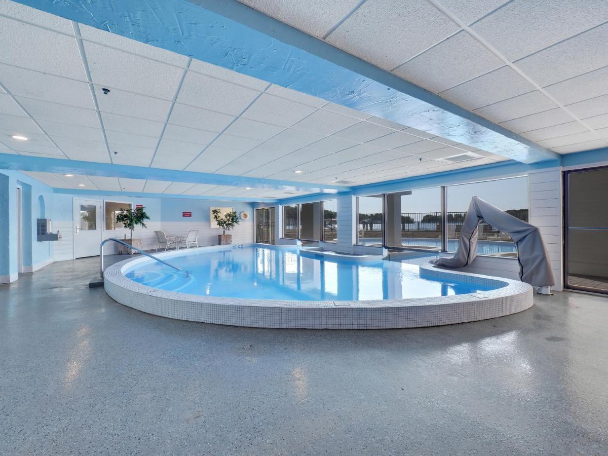 228 Edgewater Inn Charlevoix Εξωτερικό φωτογραφία