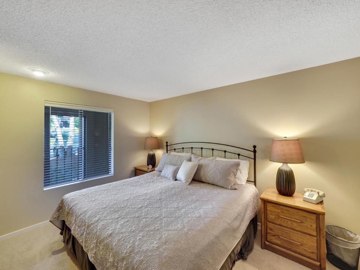 228 Edgewater Inn Charlevoix Εξωτερικό φωτογραφία